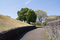 鶴牧東公園